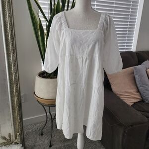 Mango White Puffed Sleeve eyelet dress. Size 4. New without tags.